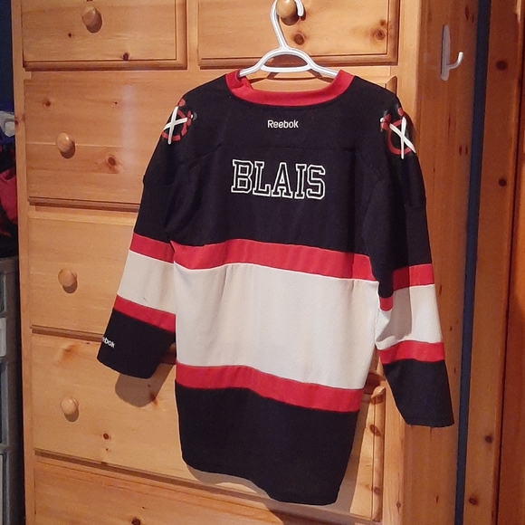 Chicago Blackhawks Retro Jersey - Picture 2 of 7
